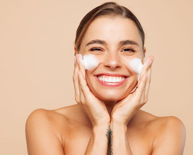 Cuida tu piel con nuestros tratamientos de estética